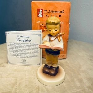 Goebel M.J. Hummel ABC Stunde Honor Student Vintage Porcelain Figurine